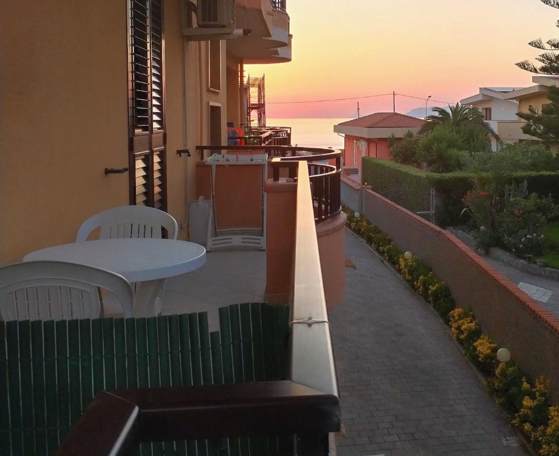 Frontemare Rooms Milazzo Exterior foto